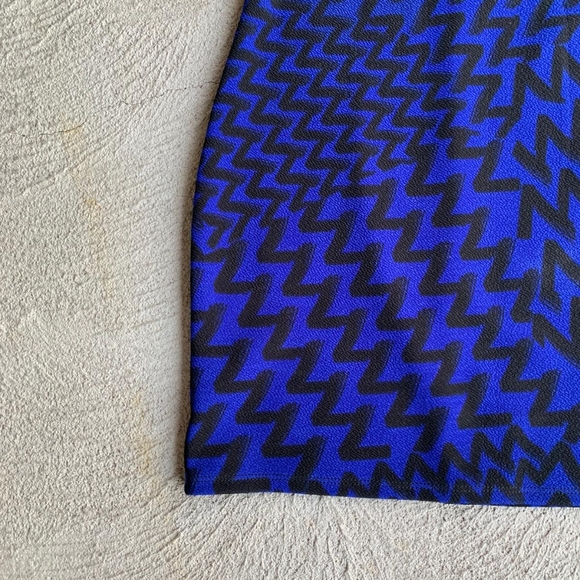 M Boutique - Blue and Black Dress - Size Small - Picture 3 of 6